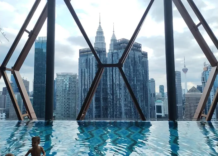 Scarletz Suite Klcc By Starworld Suite